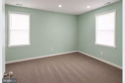415 N 3rd Street, Millville, NJ 08332 - Photo 9
