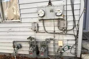 21 W Foundry St, Millville, NJ 08332 - Photo 5