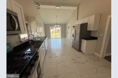 224 W Main Street W, Millville, NJ 08332 - Photo 9