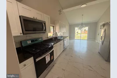 224 W Main Street W, Millville, NJ 08332 - Photo 7