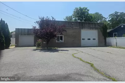 223 W Park Avenue, Vineland, NJ 08360 - Photo 1