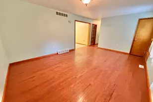 2446 Clover Ln, Millville, NJ 08332 - Photo 7