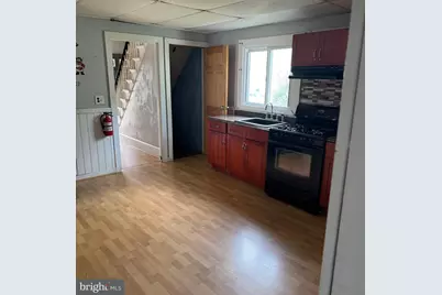 215 W McNeal Street W, Millville, NJ 08332 - Photo 5