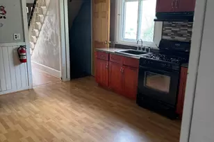 215 W McNeal Street W, Millville, NJ 08332 - Photo 5