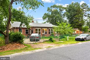 7910 Magnolia Dr, Millville, NJ 08332 - Photo 1