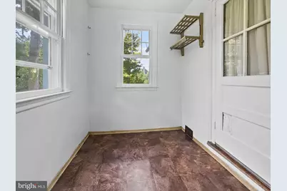 327 W Park Drive, Bridgeton, NJ 08302 - Photo 9