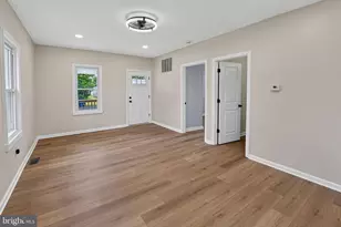 303 N 9th St, Millville, NJ 08332 - Photo 15