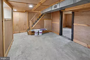 303 N 9th St, Millville, NJ 08332 - Photo 37