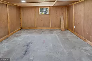 303 N 9th St, Millville, NJ 08332 - Photo 39