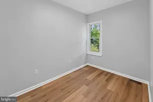 303 N 9th St, Millville, NJ 08332 - Photo 25
