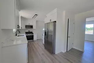 8202 W Buckshutem Road W, Millville, NJ 08332 - Photo 9