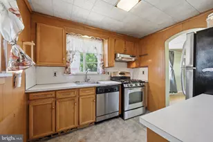 809 E Oak Street E, Millville, NJ 08332 - Photo 13