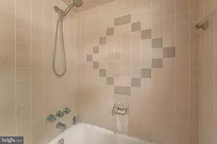 1718 W Chestnut Ave, Vineland, NJ 08360 - Photo 15