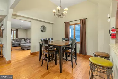 211 N 12th Street N, Millville, NJ 08332 - Photo 13