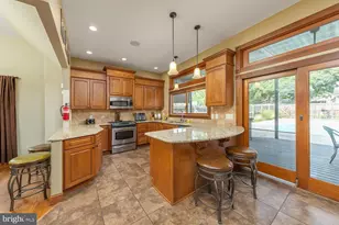211 N 12th Street N, Millville, NJ 08332 - Photo 15
