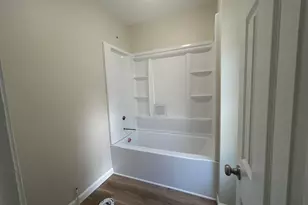 310 Grape St, Vineland, NJ 08361 - Photo 9