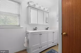 8 E Forest Glen Dr, Millville, NJ 08332 - Photo 21