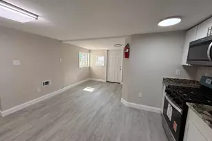 308 E Main Street E, Millville, NJ 08332 - Photo 9
