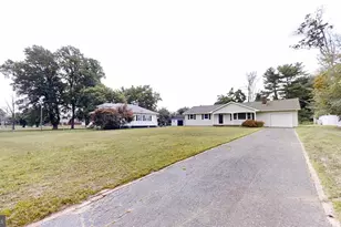 3209 E Chestnut Ave, Vineland, NJ 08361 - Photo 3
