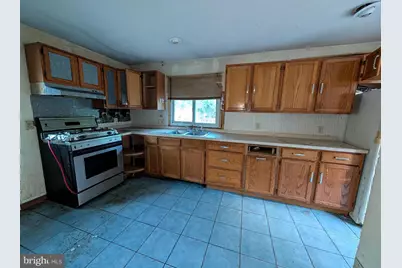 605 Fowler Avenue, Vineland, NJ 08360 - Photo 7