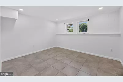 1569 W Chestnut Avenue, Vineland, NJ 08360 - Photo 11