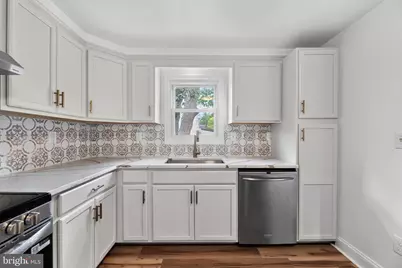 1569 W Chestnut Avenue, Vineland, NJ 08360 - Photo 9