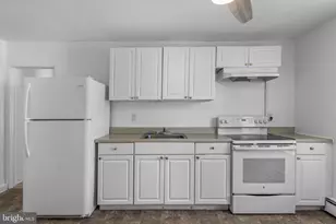 604 E Mulberry St, Millville, NJ 08332 - Photo 29