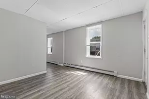606 E Mulberry St, Millville, NJ 08332 - Photo 13