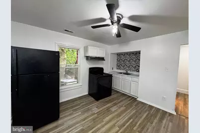 323 E Vine Street #B, Millville, NJ 08332 - Photo 3
