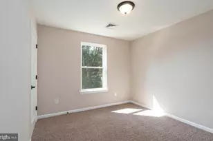 409 Crescent Blvd, Millville, NJ 08332 - Photo 17