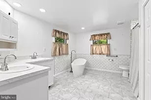 26 Walnut Rd, Millville, NJ 08332 - Photo 23