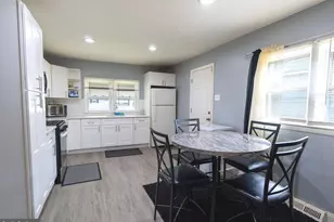638 S 3rd St, Millville, NJ 08332 - Photo 7