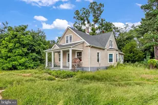 118 W Park Ave, Vineland, NJ 08360 - Photo 1