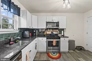 1010 Cambridge Pl, Vineland, NJ 08360 - Photo 9