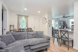 204 N 8th St, Vineland, NJ 08360 - Photo 11