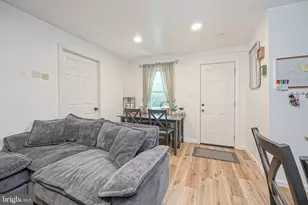 204 N 8th St, Vineland, NJ 08360 - Photo 7