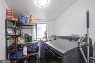 204 N 8th St, Vineland, NJ 08360 - Photo 11