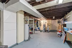 802 E Vine Street E, Millville, NJ 08332 - Photo 15