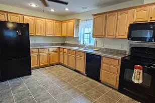 33 Paul Revere Ct, Millville, NJ 08332 - Photo 5