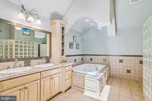 2900 Eagles Ct, Vineland, NJ 08361 - Photo 37