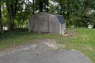 12 Church Ln, Bridgeton, NJ 08302 - Photo 5