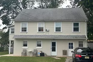 916 E Chestnut Ave, Vineland, NJ 08360 - Photo 1