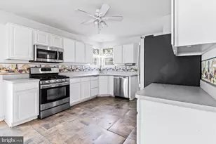 2075 Venezia Ave, Vineland, NJ 08361 - Photo 9