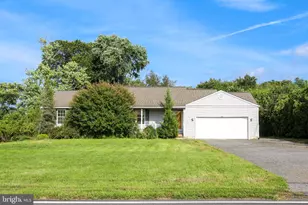 2075 Venezia Ave, Vineland, NJ 08361 - Photo 1