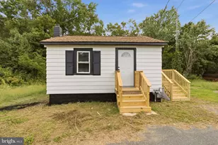 301 Main St, Newport, NJ 08345 - Photo 1