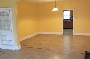 922 E Chestnut Ave, Vineland, NJ 08360 - Photo 5