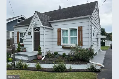 63 W Montrose Street, Vineland, NJ 08360 - Photo 1