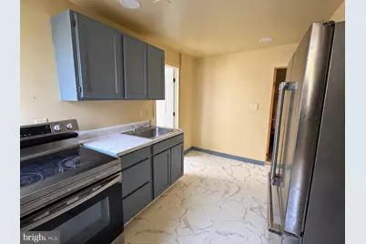 623 S 2nd Street, Millville, NJ 08332 - Photo 3