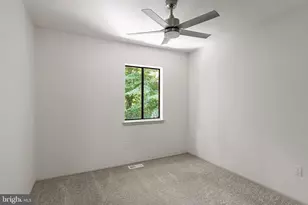 42 Trowbridge Ln, Clementon, NJ 08021 - Photo 23