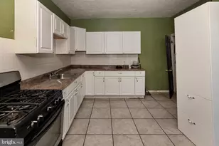 1137 Sycamore St, Camden, NJ 08103 - Photo 23